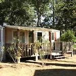 Parque de vacaciones Résidence Les Pavillons Du Golfe 2*