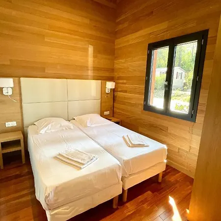 Πάρκο διακοπών Les Pavillons Du Golfe 2*