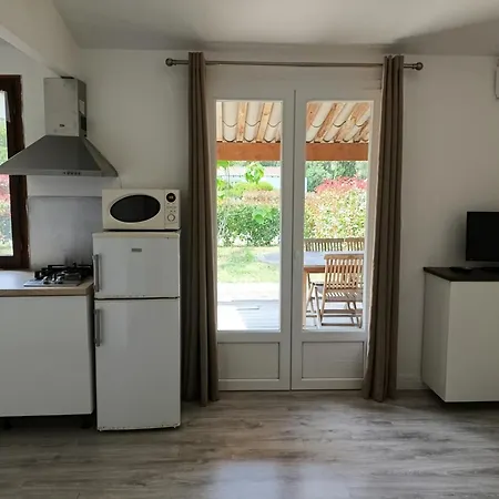 Les Pavillons Du Golfe Favone