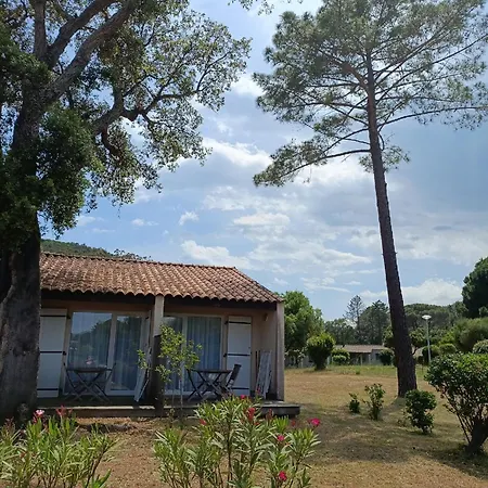 Les Pavillons Du Golfe Holiday park