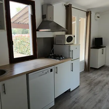 Les Pavillons Du Golfe 2*