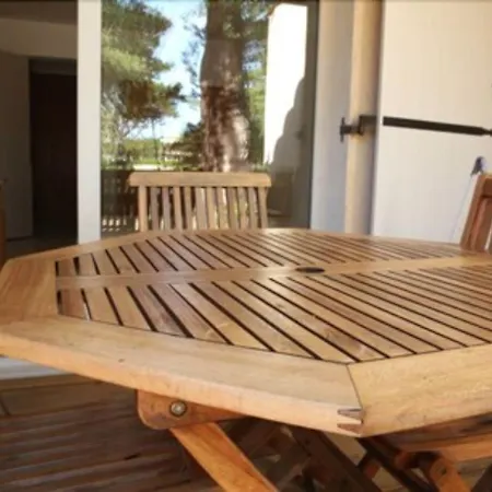 Les Pavillons Du Golfe פארק נופש 2*