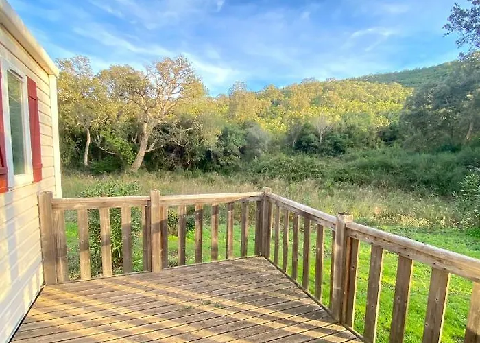 Les Pavillons Du Golfe Feriepark 2*