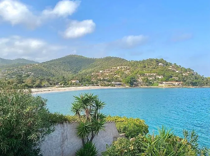 Les Pavillons Du Golfe Favone