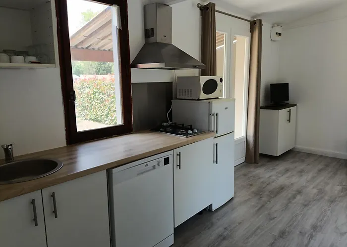 Les Pavillons Du Golfe 2*