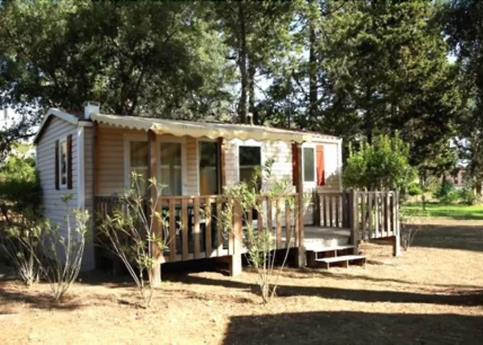 Feriepark Les Pavillons Du Golfe 2*