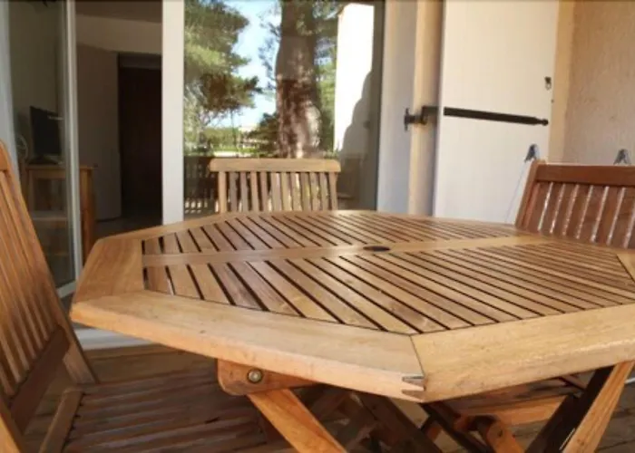 Les Pavillons Du Golfe Feriepark 2*