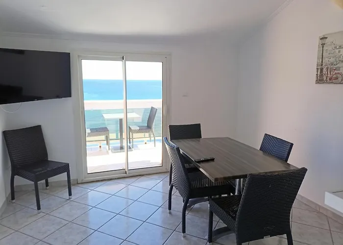 Πάρκο διακοπών Les Pavillons Du Golfe 2*